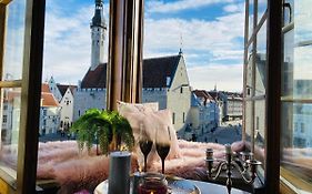 Dream Stay - Main Square Apartment With Picturesque View