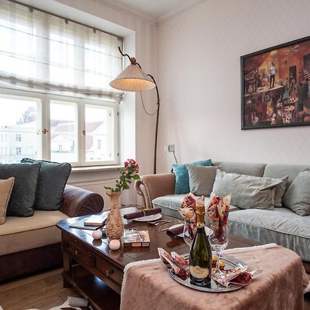 Dream Stay - Main Square Apartment With Picturesque View Tallinn Exterior photo