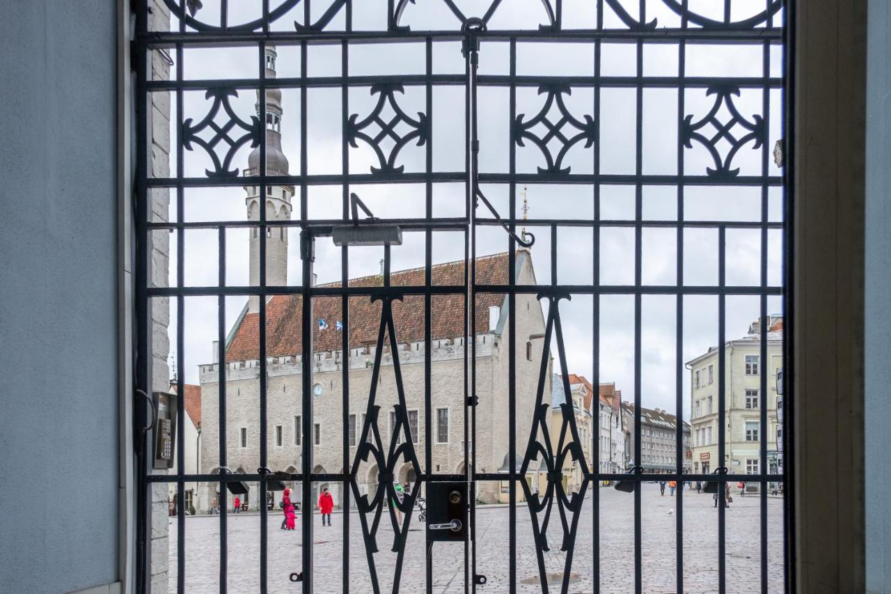 Dream Stay - Main Square Apartment With Picturesque View Tallinn Exterior photo